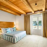 מלון San Michele Relais & סירולו