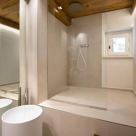 Отель San Michele Relais & 4*