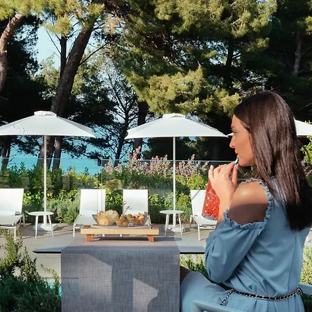 Отель San Michele Relais & Сироло